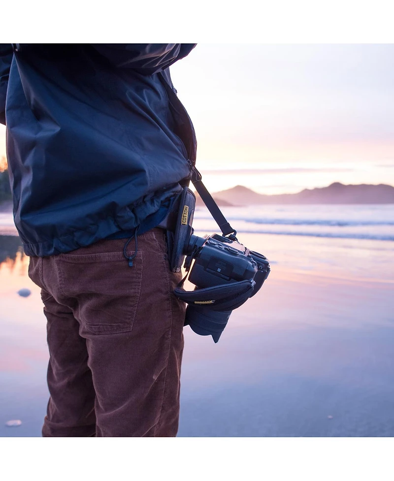 Cotton Carrier Ccs G3 Wanderer Side Holster for Camera