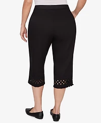 Alfred Dunner Plus Detail Driven Geometric Cut-Out Flat-Front Capri Pants
