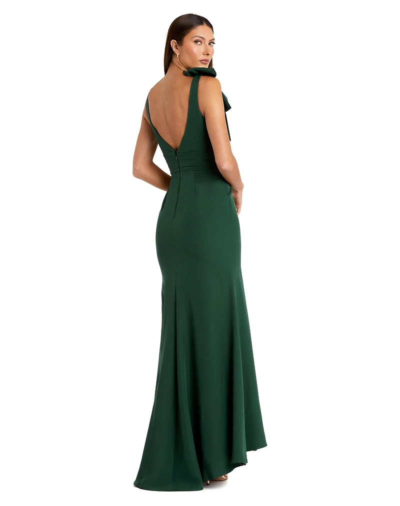 Mac Duggal Women's Petite Sleeveless V Neck Bow Detail Mermaid Gown