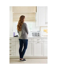 Rubbermaid 2.1-Bushel Small Hip-Hugger Plastic Laundry Basket, White (4-Pack)