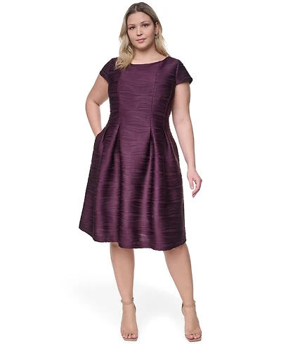 Jessica Howard Plus Short-Sleeve Boat Neck Dress