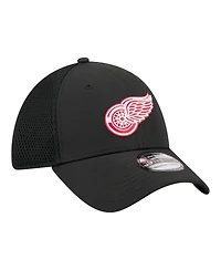 New Era Men's Black Detroit Red Wings Logo 39THIRTY Flex Hat