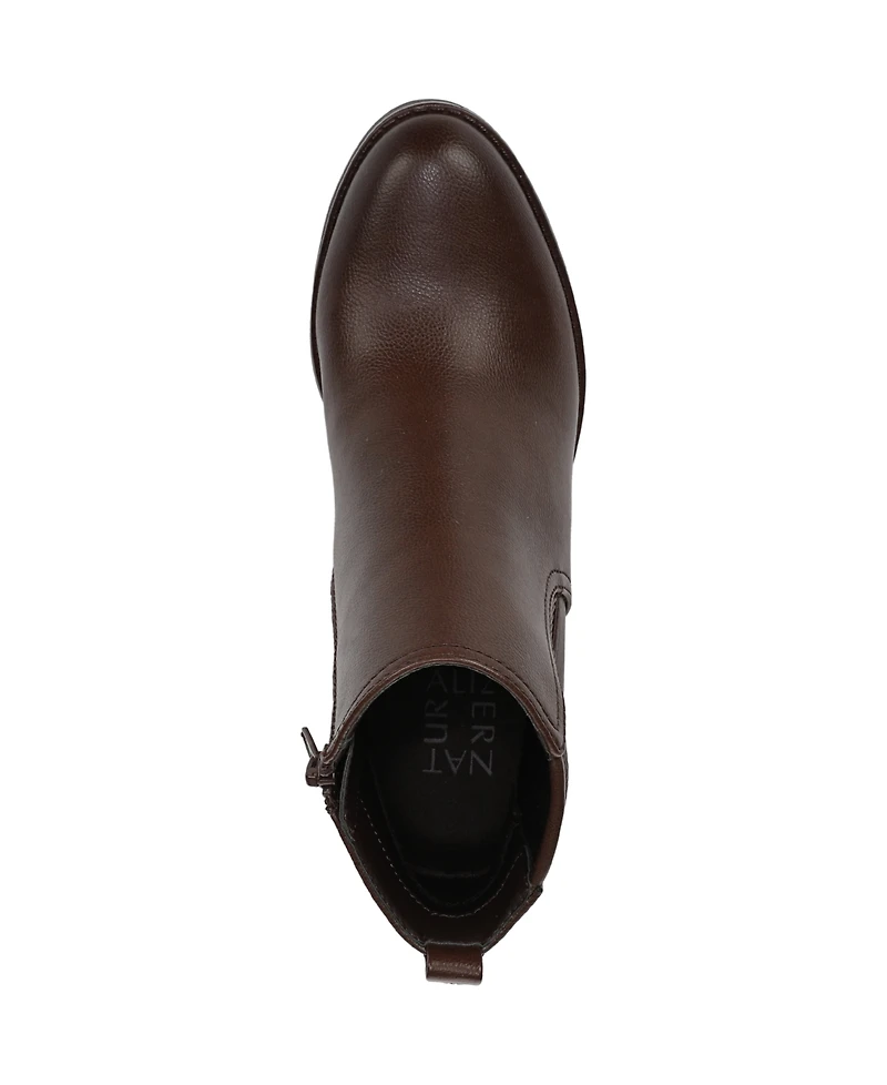 Naturalizer Madalynn-Gore Water Resistant Lug Sole Chelsea Booties