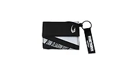 Star Wars: The Mandalorian Men's Din Djarin The Mandalorian Tri-fold Wallet with Keychain Clip