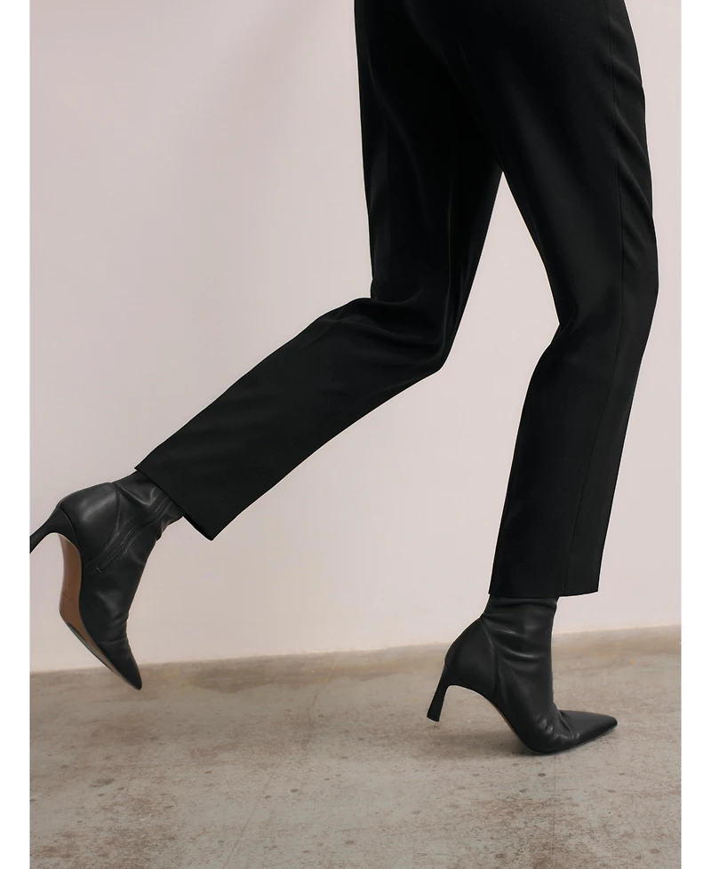 The Fold Women's Tavira Clever Crepe Slim Pants
