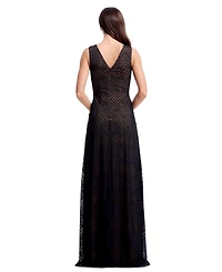 Dress the Population Women's Floral Applique Detail Sleeveless Gown