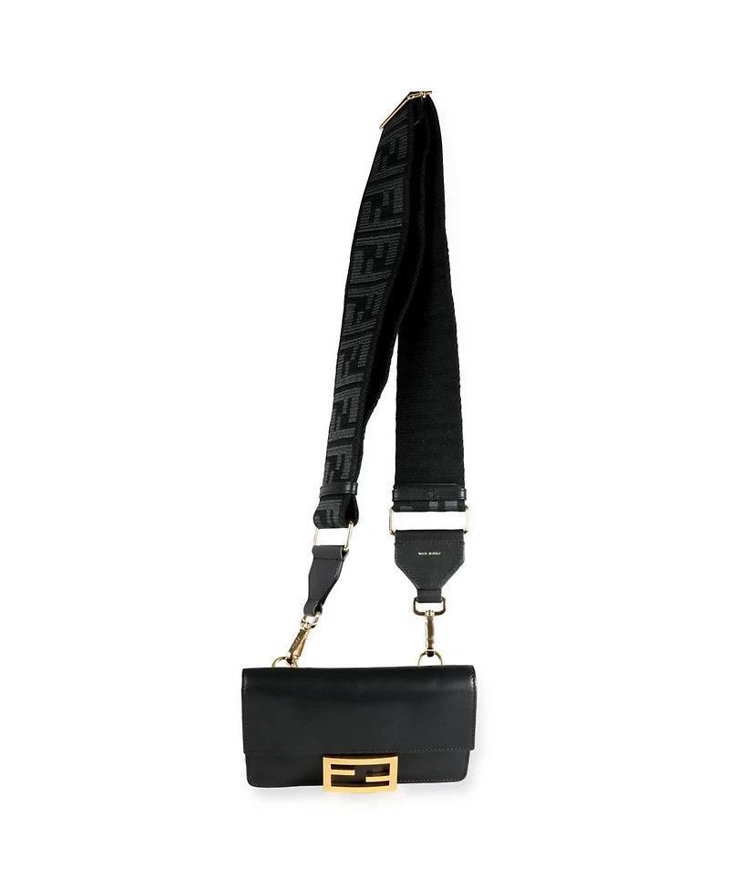 Pre-Owned Fendi Black Calfskin Mini Flat Baguette with Strap