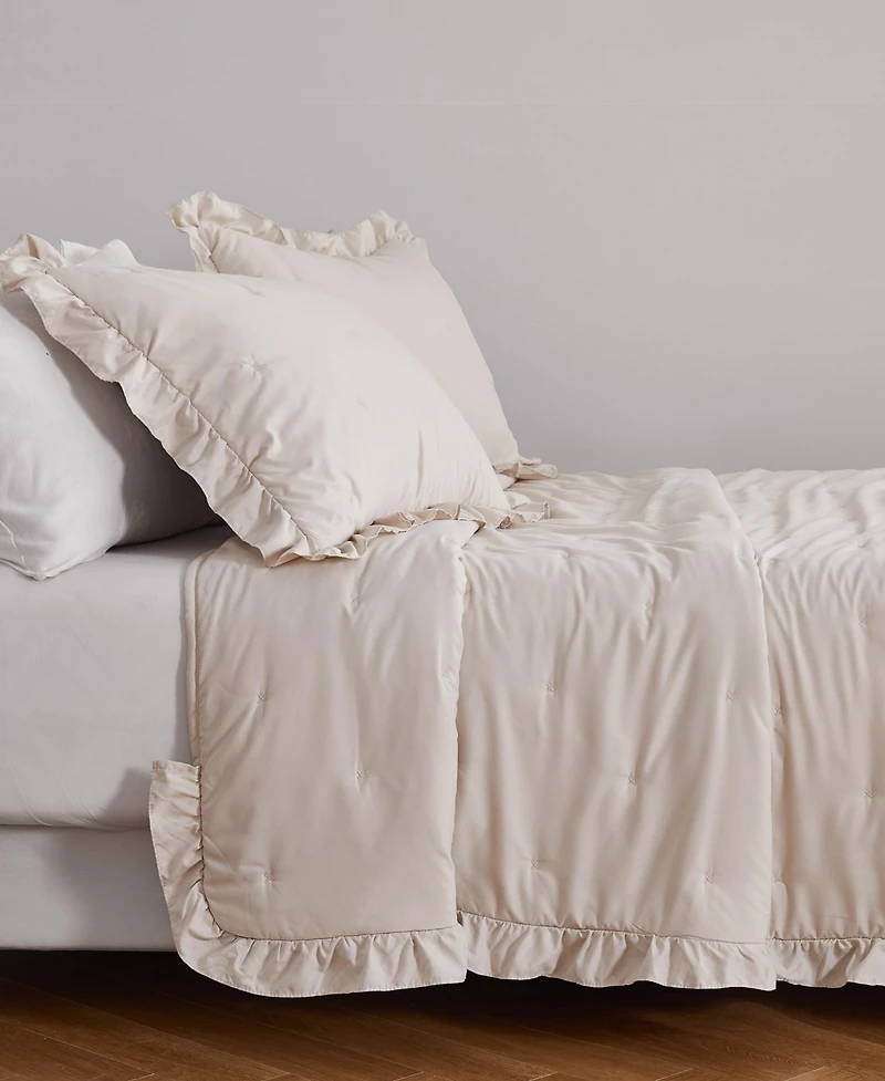Linery & Co Dot Stitch Ruffled Quilt Set With Shams
