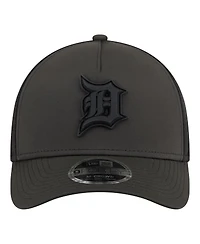 New Era Men's Black Detroit Tigers Badged M-Crown 9FORTY Trucker Adjustable Hat