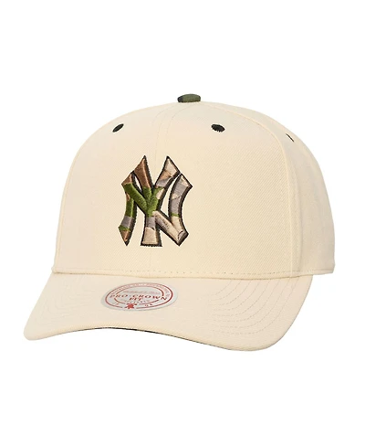 Mitchell & Ness Men's and Women's Cream New York Yankees Camo Logo Pro Crown Snapback Hat