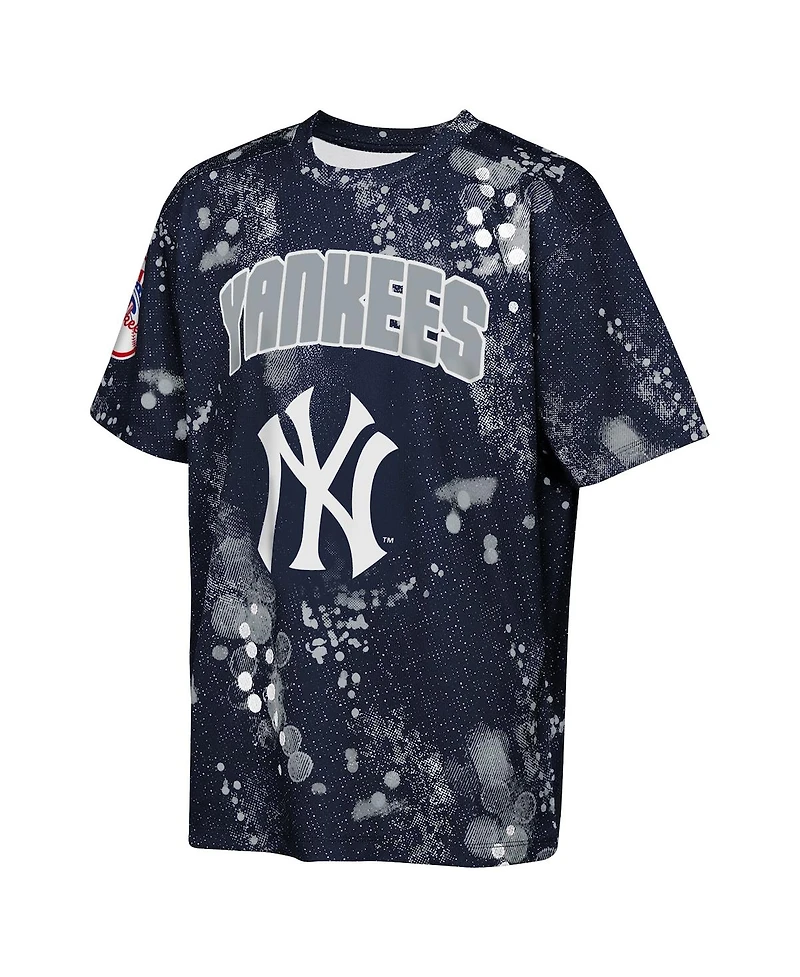 Outerstuff Big Boys and Girls Navy New York Yankees Y2 Tech Stadium Lights T-Shirt