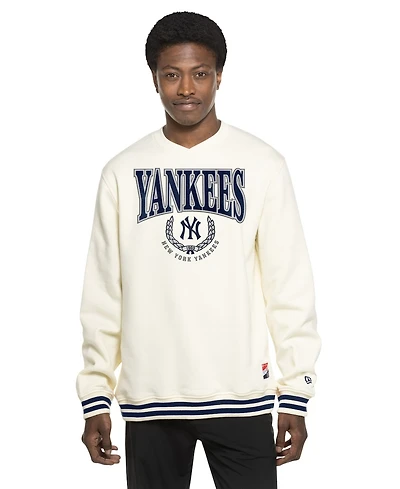 New Era Men's White York Yankees Throwback Sweatshirt