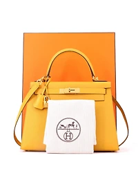 Pre-Owned HERMES Kelly 28 Handbag Yellow Epsom with Gold Hardware