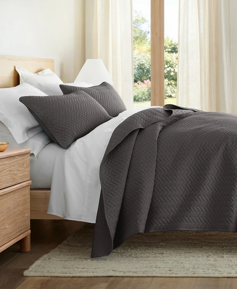 ienjoy Home Herringbone Lightweight Quilted Coverlet Set