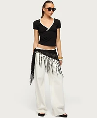 Edikted Women's Yulenna Contrast V Neck Top
