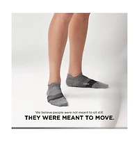 Feetures Men's Elite Ultra Light Cushion Ankle Socks - Sport Sock with Targeted Compression - Large