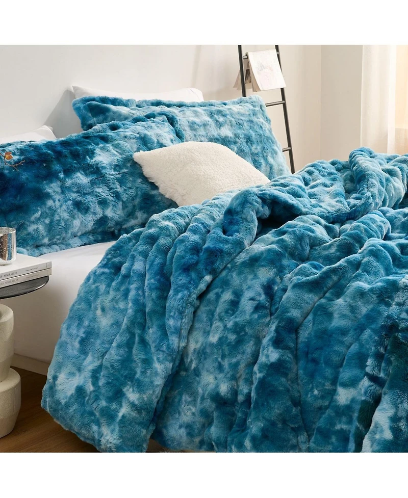 Coma Inducer Snowball Frosty Oversized Comforter Set.
