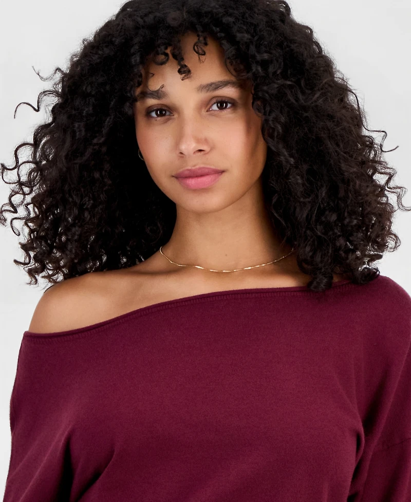 Ultra Flirt Juniors' Roll-Neck Slouchy Sweater