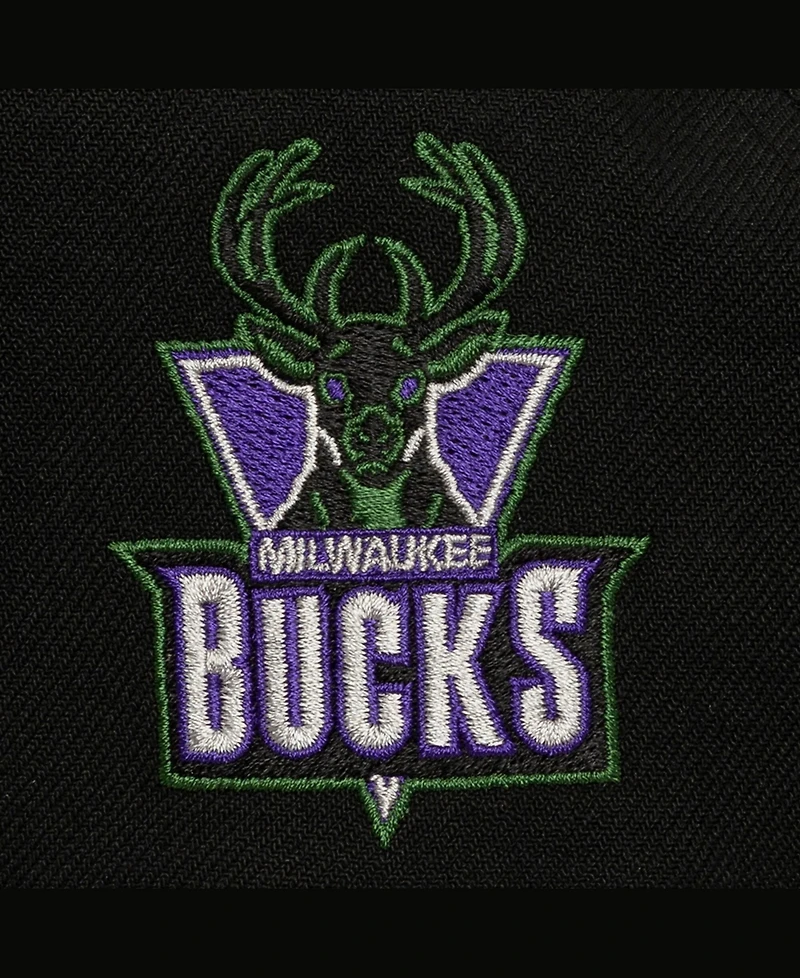 Mitchell & Ness Men's Black Milwaukee Bucks Class Act Pro Snapback Hat