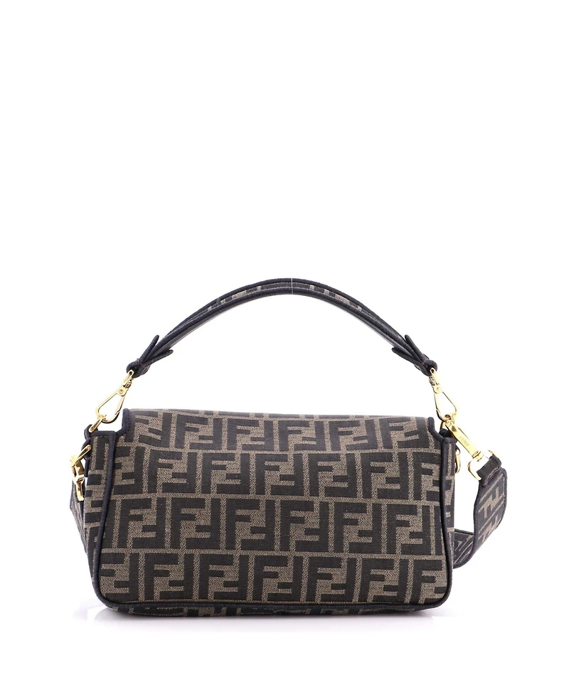 Pre-Owned Fendi Medium Baguette Nm Bag Zucca Canvas