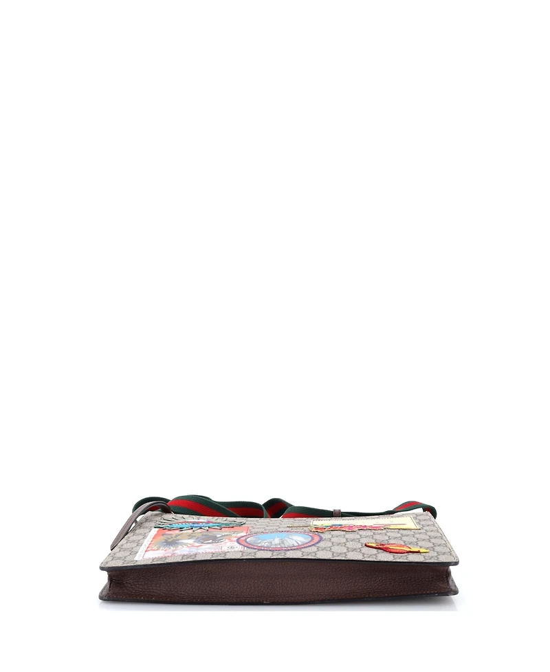 Pre-Owned Gucci Courrier Messenger Bag Gg Coated Canvas with Applique