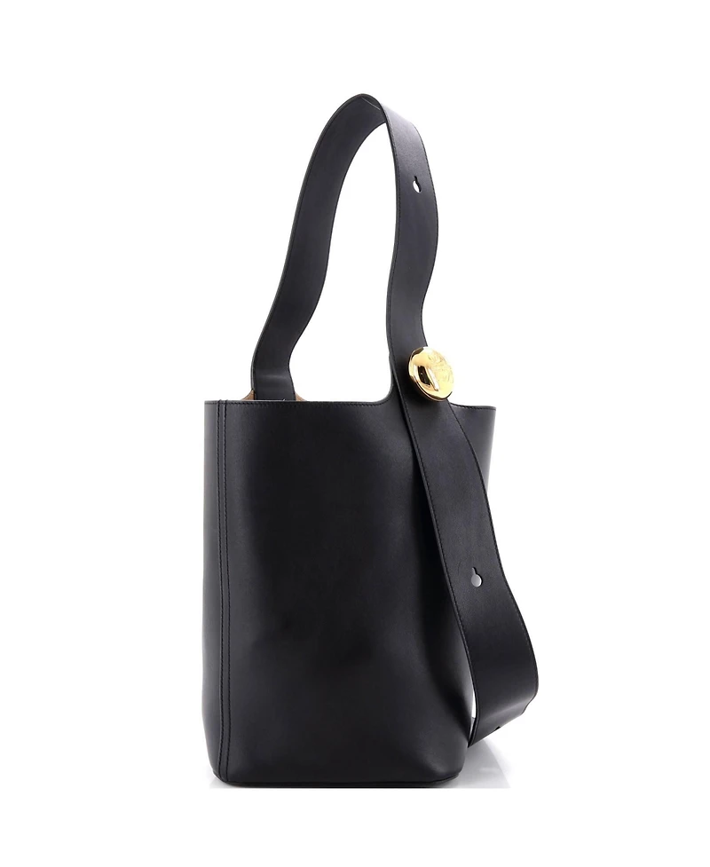 Pre-Owned Loewe Pebble Bucket Bag Leather