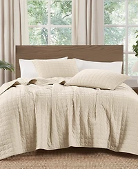 Brooklyn Loom Matte Cotton Velvet Wavy Square 3-Piece Quilt Set, King