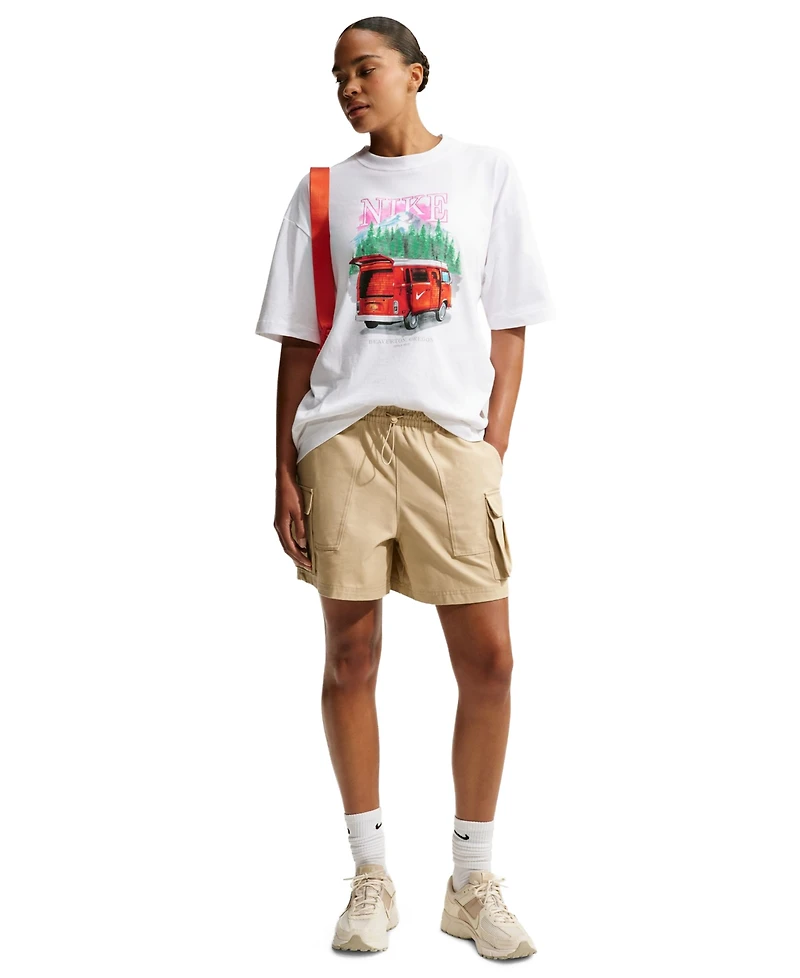 Nike Sportswear Classic Women's Oversized T-Shirt