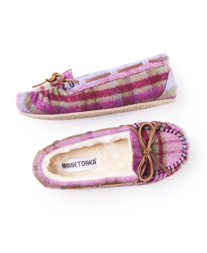 Minnetonka Women's Cally Plaid Slippers