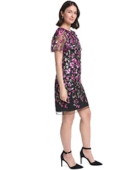Jessica Howard Petite Short-Sleeve Boat Neck Flared Dress