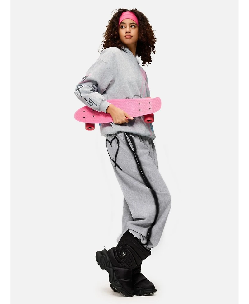 Aelfric Eden Women's Graffiti Heart Baggy Sweatpants