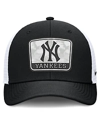 Nike Men's Black/White New York Yankees Camo Rise Trucker Dri-fit Adjustable Hat