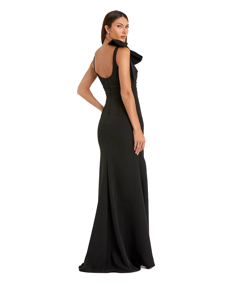 Mac Duggal Women's Scoop Neck Trumpet Gown with Bow Detail
