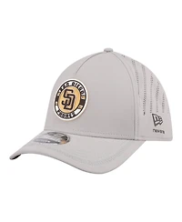 New Era Men's Gray San Diego Padres Patch 39THIRTY A-Frame M-Crown Perforated Flex Hat