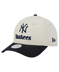 New Era Women's Cream/Navy New York Yankees Primary 9FORTY M-Crown Adjustable Hat