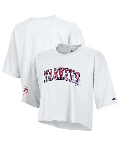 Champion Women's New York Yankees Boyfriend-Cropped T-Shirt