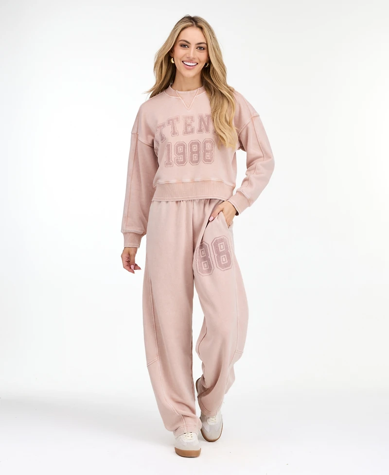 Kittenish Women's 1988 Lounge Cropped Graphic Long-Sleeve Sweatshirt