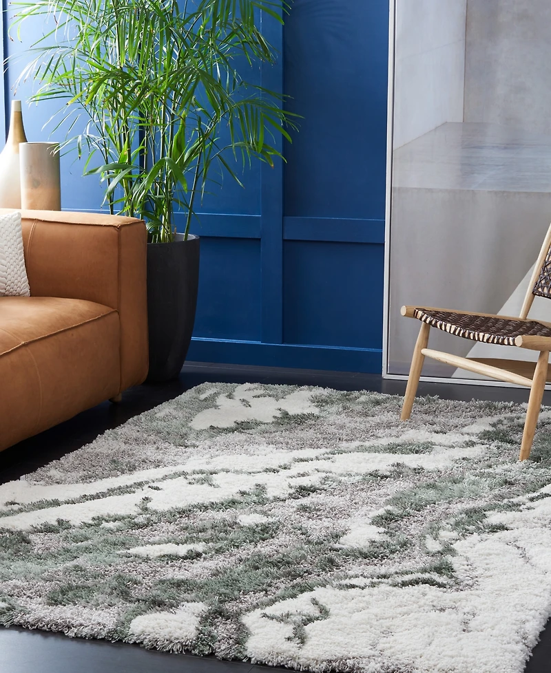 Safavieh 63" x 7" x 7" 5'3"x7'7" Area Rug
