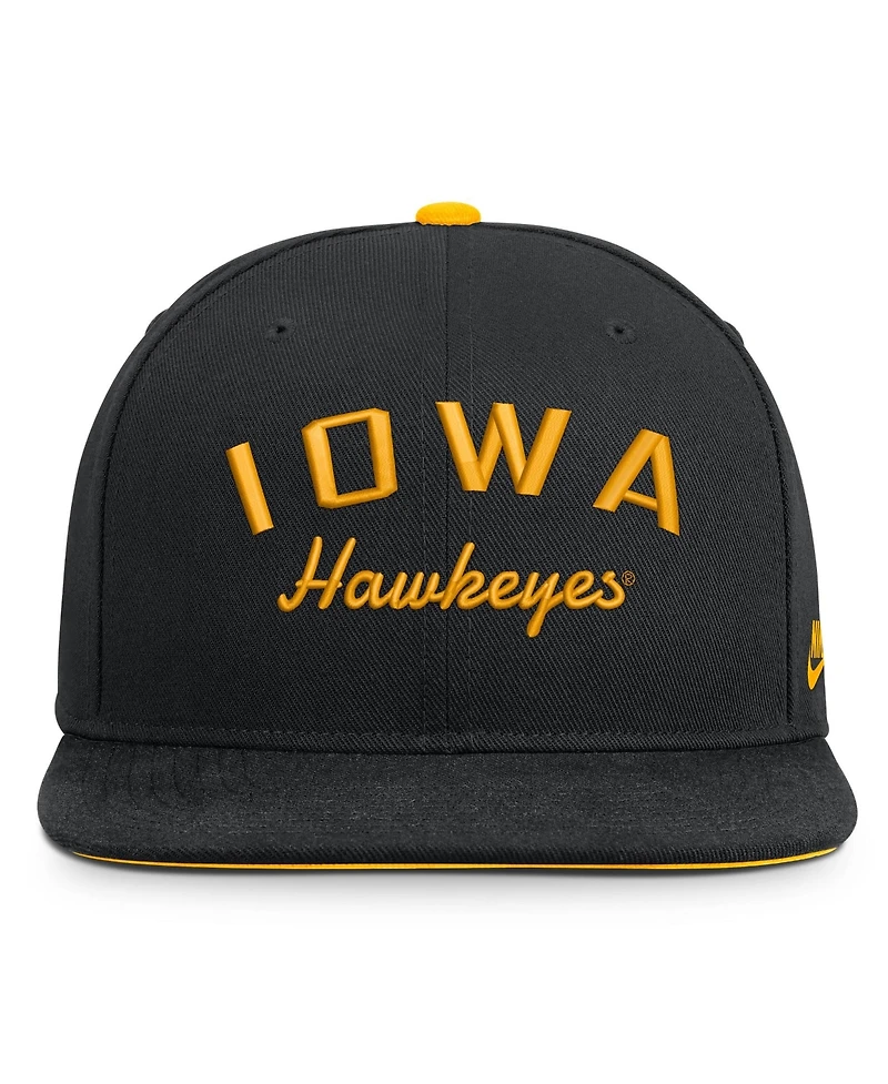 Nike Men's Black Iowa Hawkeyes Legacy Snapback Hat