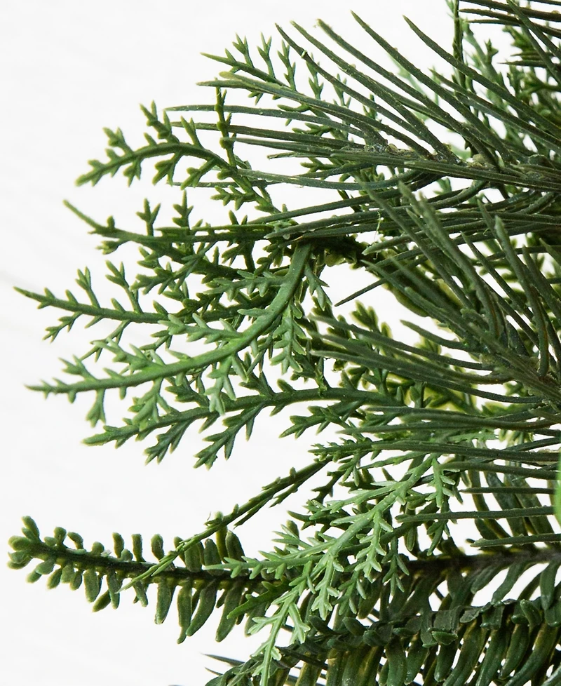 Balsam Hill 10 ft Outdoor Red Berry Pine Pre-Lit Garland