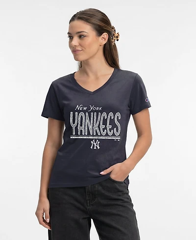 Champion Women's New York Yankees Core V-Neck Classic Fit T-Shirt
