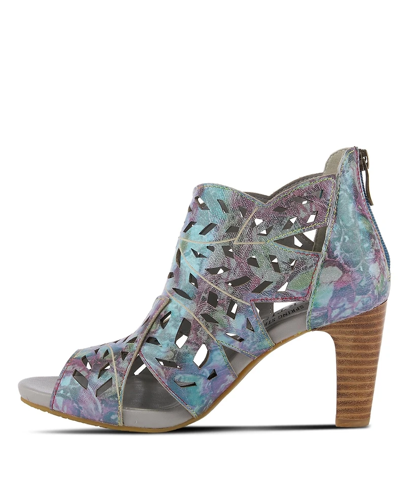 L'Artiste Women's Spring Step Amora Cage Bootie with Side Zipper
