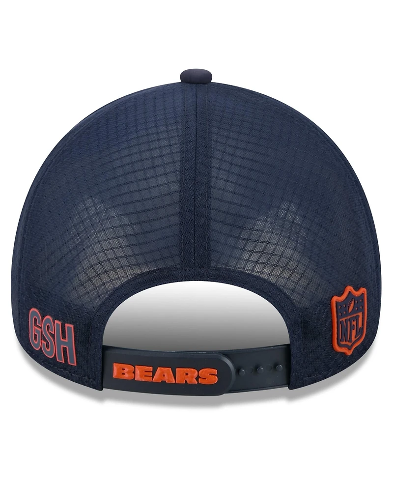 New Era Men's Navy Chicago Bears 2026 Sideline Alternate Apex 9FORTY Adjustable Trucker Hat