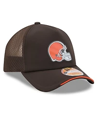New Era Men's Brown Cleveland Browns 2026 Sideline Apex 9FORTY Adjustable Trucker Hat