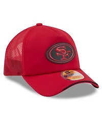 New Era Men's Scarlet San Francisco 49ers 2026 Sideline Apex 9FORTY Adjustable Trucker Hat