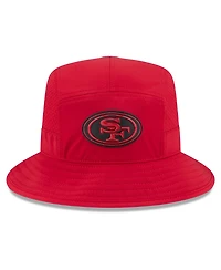 New Era Men's Scarlet San Francisco 49ers 2026 Sideline Bucket Hat