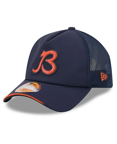 New Era Men's Navy Chicago Bears 2026 Sideline Alternate Apex 9FORTY Adjustable Trucker Hat