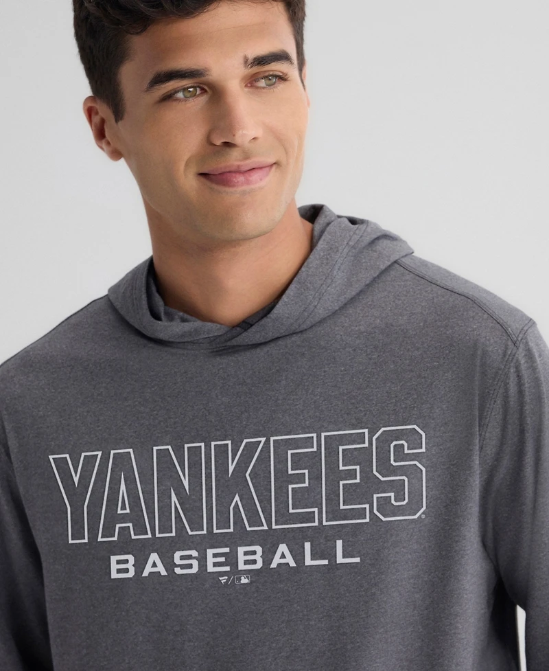 Fanatics Men's Charcoal New York Yankees ClutchLong sleeves Hooded T-Shirt