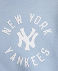 Fanatics Men's New York Yankees Iconic Relaxed Fit Quarter-Zip Long-Sleeve Sweatshirt