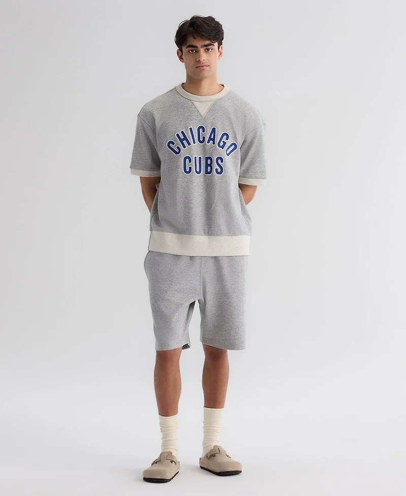 Fanatics Men's Chicago Cubs Iconic Terry Relaxed Fit Short-Sleeve Sweatshirt